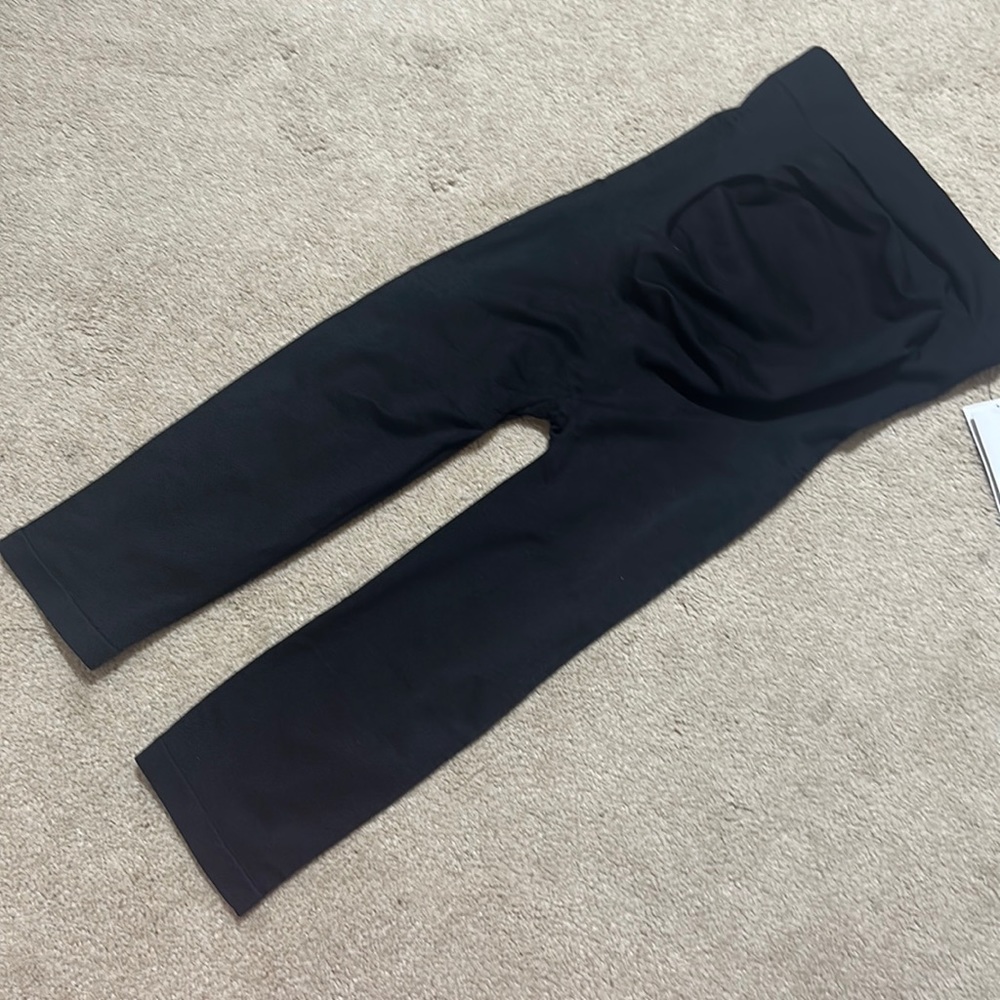 BNWT BLANQI maternity crop leggings black size small